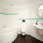 Domaine 3 Soleils Nocleg ze śniadaniem Labastide-de-Lévis