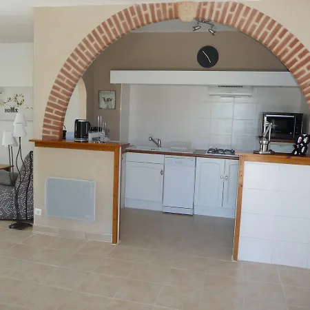 Bed and Breakfast Domaine 3 Soleils 3*