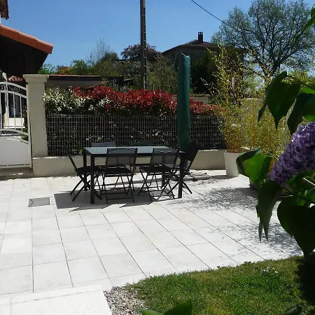 Domaine 3 Soleils Bed and Breakfast